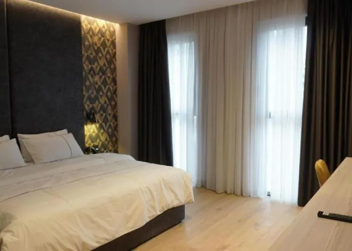 Starlight Hotel