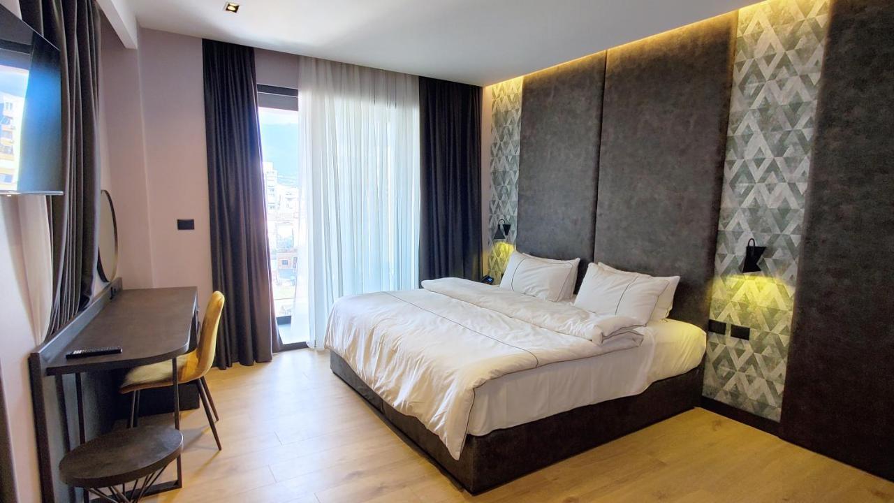Starlight Hotel 4*